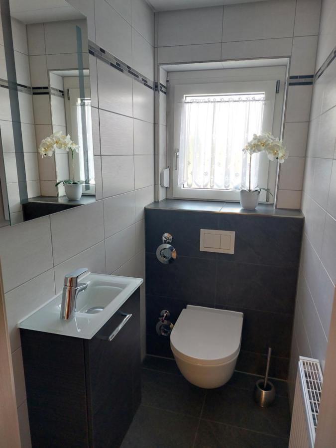 Moderne Ferienwohnung - Neu Renoviert - Ruhige Lage Вальдахталь Экстерьер фото