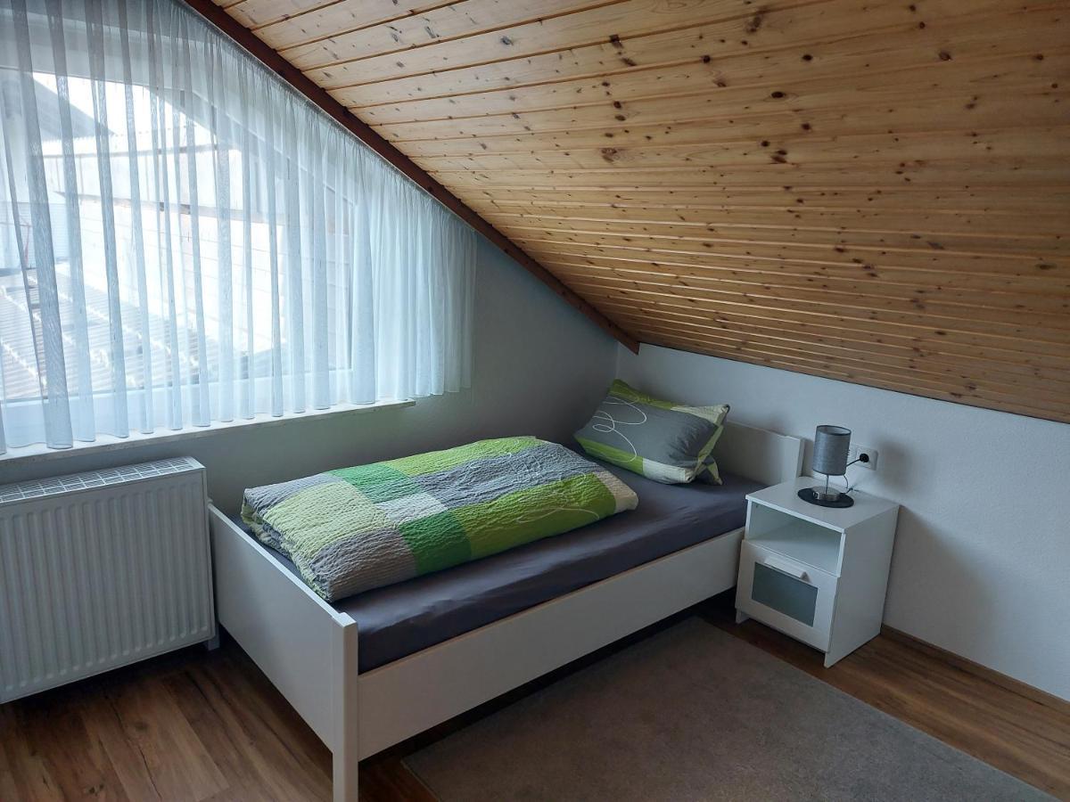 Moderne Ferienwohnung - Neu Renoviert - Ruhige Lage Вальдахталь Экстерьер фото