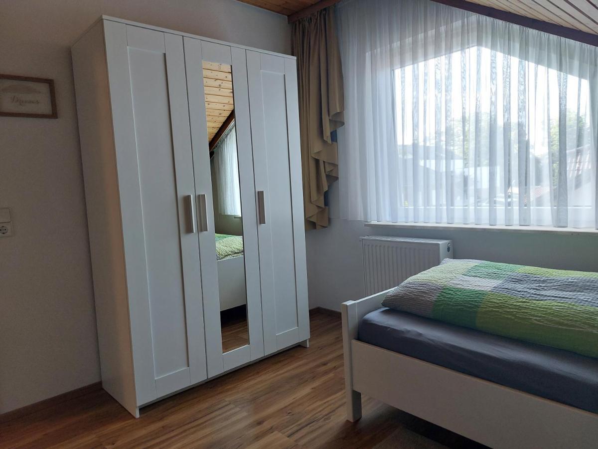 Moderne Ferienwohnung - Neu Renoviert - Ruhige Lage Вальдахталь Экстерьер фото