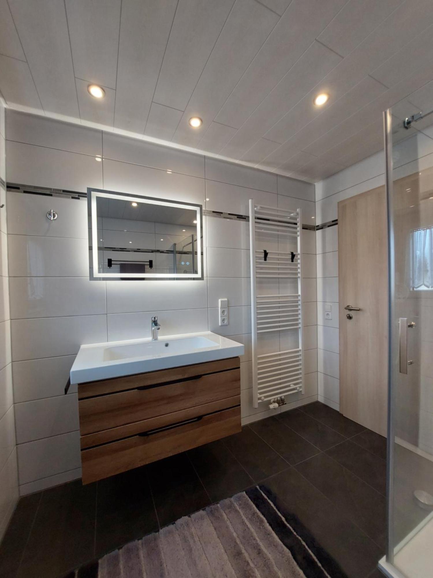 Moderne Ferienwohnung - Neu Renoviert - Ruhige Lage Вальдахталь Экстерьер фото